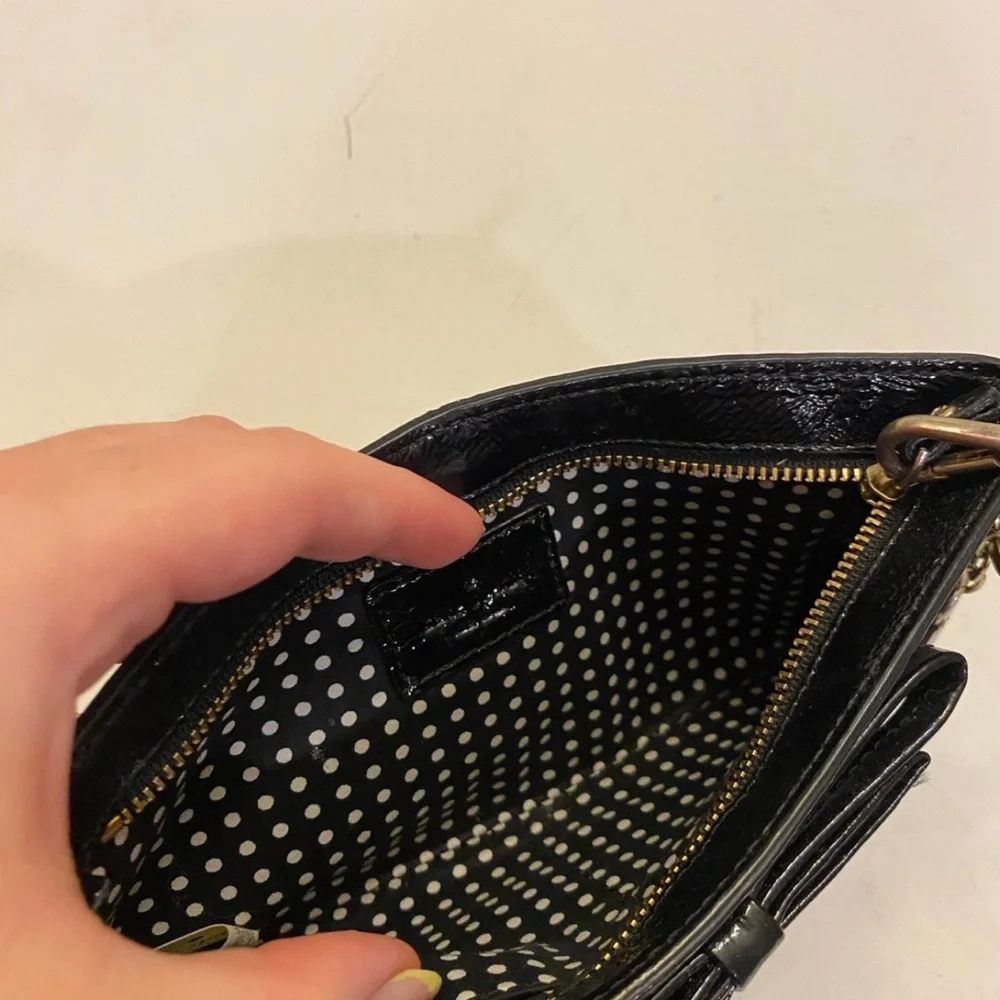 Kate Spade York Bow Front Pochette Wristlet Clutch with charm